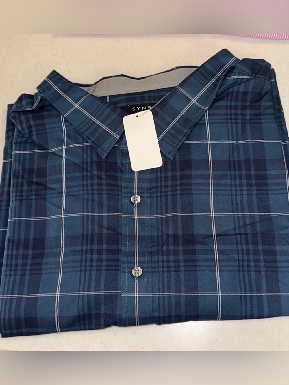 Bundle of 2 Men’s Button Up Shirts 5XL